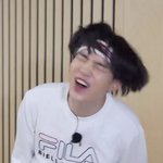 [방탄소년단] 우리 애 <b>억울</b>해죽어요 지금