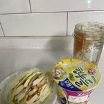 [댓글부탁해] 나 다이어트중인데 아침 이렇게먹고 운동갔거든