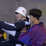 [세븐틴] 혹시 <b>우지</b> 사진 뭔지아는사람?!ㅠ
