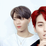 <b>유타</b> 이때 왤케 존잘임