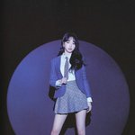 <b>김채원</b>도 다리 이쁘네...