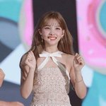 [댓글부탁해] 로제 솔로 <b>무슨</b> <b>느낌</b>이야?