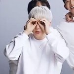 백현이 <b>전용</b> 포즈 망원큥