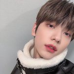 [모두드루와] 오늘자 ㄹㅇ 개개잘생긴 최수빈 뮤뱅<b>착장</b> 셀카