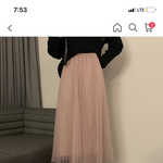 여기에는 뭐 입어야 이쁨 ??