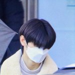 [엔하이픈] <b>성훈이</b> 이 사진..앞이 제대로 보일까