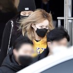 윈터 <b>붙임</b>머리 되게 자연스럽지않냐