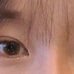 눈좀봐주세요 <b>뒤밑</b>트임 하려고하는데