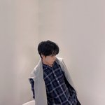오늘 6시 엄버중... <b>도영</b>이 생일파티 겸 미니콘서트...