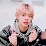 [모두드루와] 말나오는 투바투 연준 <b>브이앱</b>