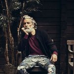<b>중후</b>한 매력마저 가진 패셔니스타