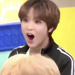 [NCT즌] 남자 복근보고 <b>감탄</b>하는 동혀기 ㅠㅠ
