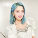 <b>예나</b> 단발