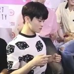 [NCT즌] <b>이</b>마크 간지러울 때 하는 <b>짓</b>