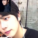 [이것좀봐줘] 이친구 누구니... 사진좀 줄래?
