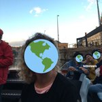 <b>입덕</b> 전 찍은 사진에서 최애를 발견했을 때