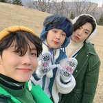 [방탄소년단] 호비가 강아지두마리 <b>보호자</b>같아