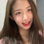 현실 여자친구 <b>재질</b>