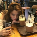 [19] 나진짜 예쁜가봄..