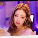 개인적으로 제니는 마지막처럼 <b>때</b> <b>스타일링</b>이 젤 이쁜듯