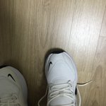 <b>발볼</b>이 넓어 너무너무 슬프다