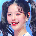 [모두드루와] 장원영 머리 묶은 게 더 이뿌지 않냐