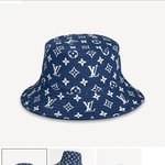 [19] 루이비통 모자 <b>돈지랄</b>이야?