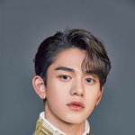 [NCT즌] <b>루카스</b> 제복