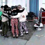 밑에 글 받고 더 소름 돋는 거 : 방탄 9년<b>차임</b>