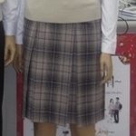 이 교복치마 특이<b>한편</b>임??