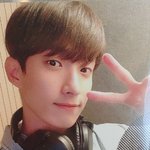 [세븐틴] 이거 <b>시세</b> 어느 정도인지 알려줄 수 있을까?