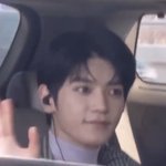 [우리태용님] 기자한테 <b>인사</b>하는 태용