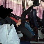 고속버스에서 이러지 맙시다