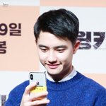 [EXO] 아까까지 나 <b>경수</b> 봄