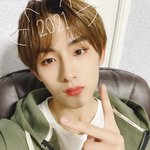 [NCT즌] <b>윈윈</b> 이 사진 어디에 올라온거야?
