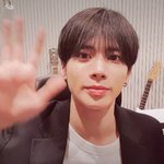 <b>태현</b>이 보고 참자