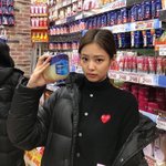 [댓글부탁해] 얘들아 <b>쿠션</b> 추천 좀 해죠 ㅠㅠ
