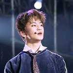 [NCT즌] <b>츄리닝</b> 위에 넥타이