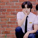 [크래비티] <b>원본사진</b> 좀 찾아주라ㅜㅠ