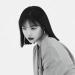 [댓글부탁해] 증사 배경 밝은하늘색 할건데 옷 뭐<b>입지</b>