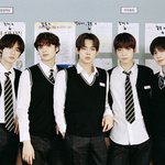 [TXT] 단체사진 뜬 거