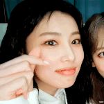 몰랐다가 강혜원이라는 여돌한테 푹빠져버림