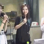 헐 아이린 조이 둘 <b>사이</b>