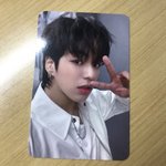 [트레저] 짹에서 주웠는데 <b>재혁</b>이 이 포카 예쁘다
