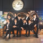 크래비티 유니콘 찢었다
