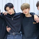 스키즈 이 사진 어디뜬건지 아는 스테이~!~!