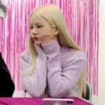 여자친구 <b>은하</b>는 디즈니다