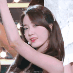 아이돌들 <b>조공</b>받는거 왜 욕하는거임? ㅋㅋ