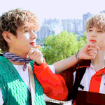 [방탄소년단] 태태 짐니한테 <b>곰팡이</b> 손글씨 폰케 선물도 하더니