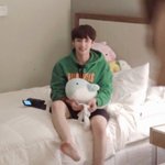 [TXT] 얘들아 얘 <b>휴닝이</b>랑 똑같이 생겼어